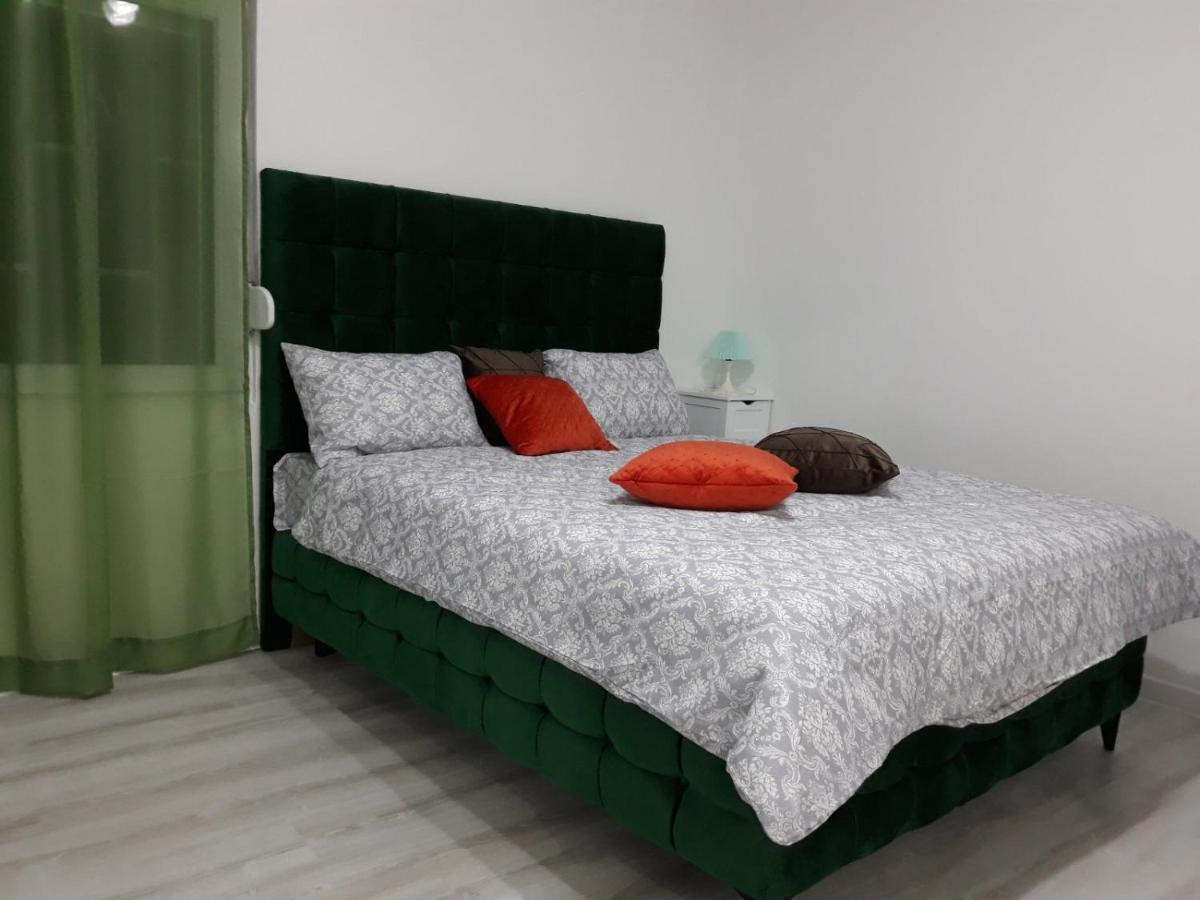 Apartman Nena 102 Mostar Bagian luar foto
