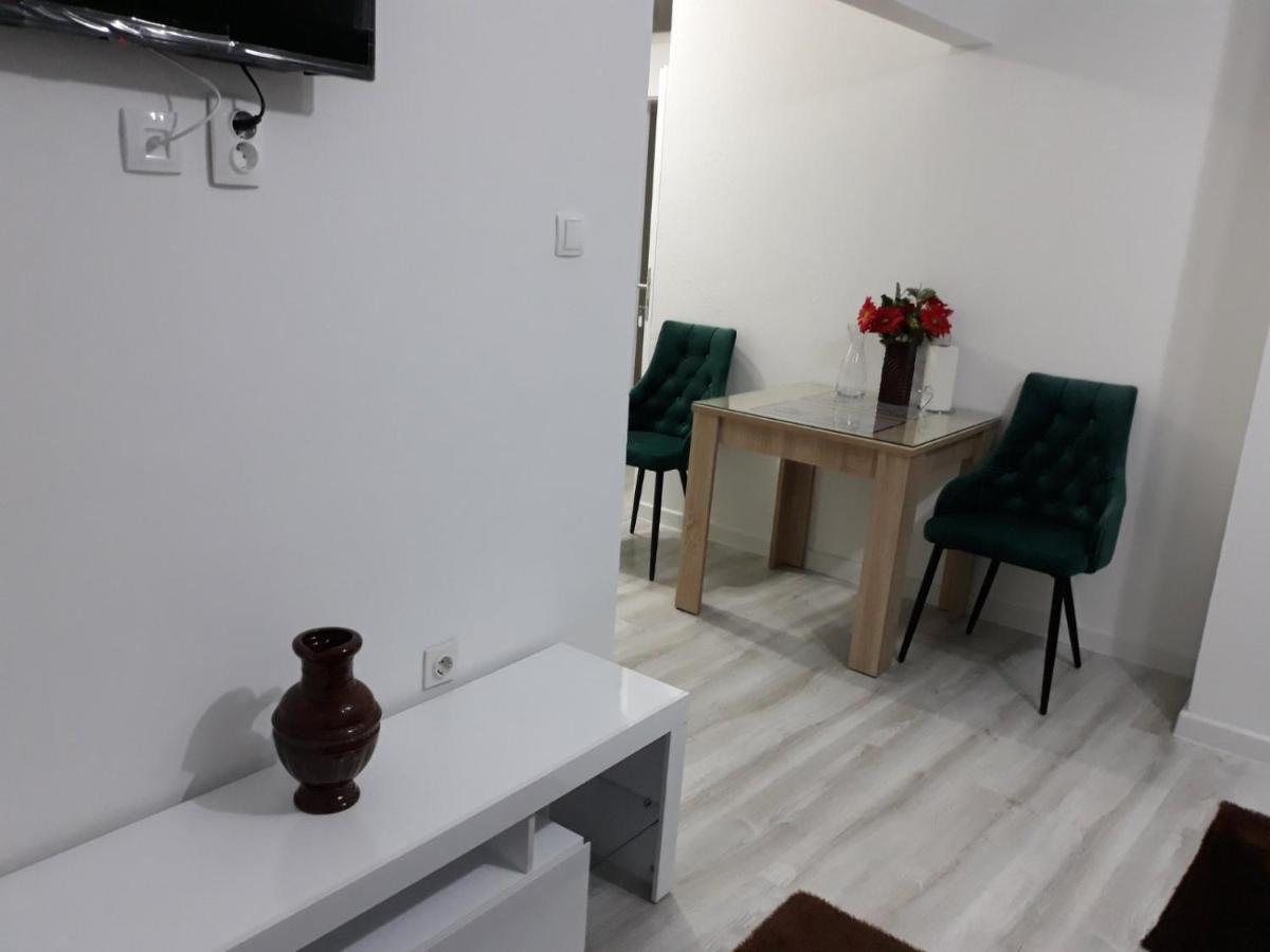 Apartman Nena 102 Mostar Bagian luar foto